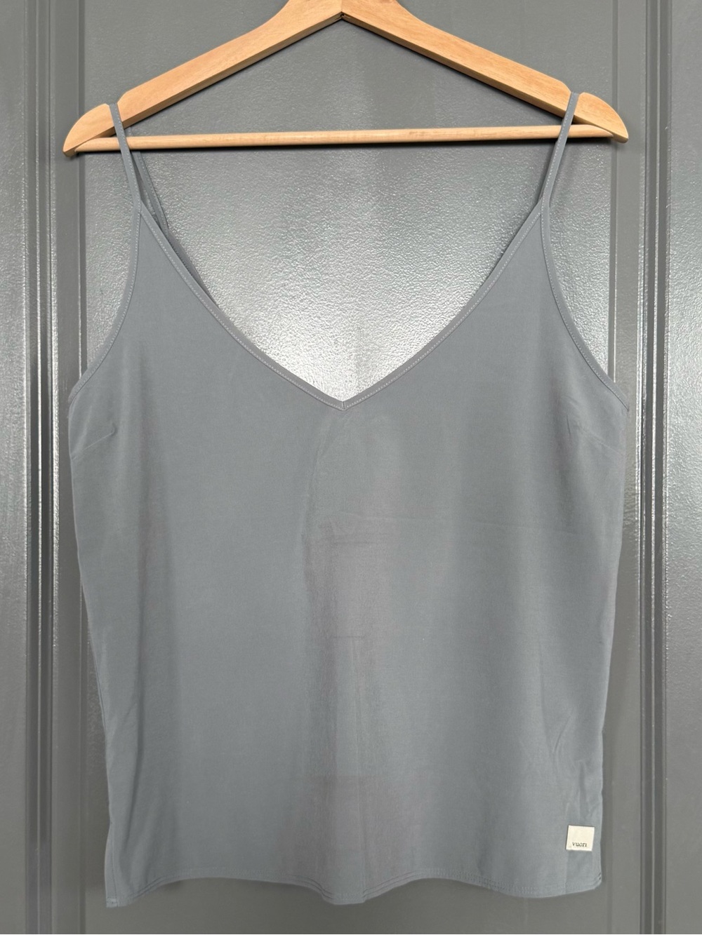 Vuori Mallorca Gray Villa Cami Tank Top Size Small